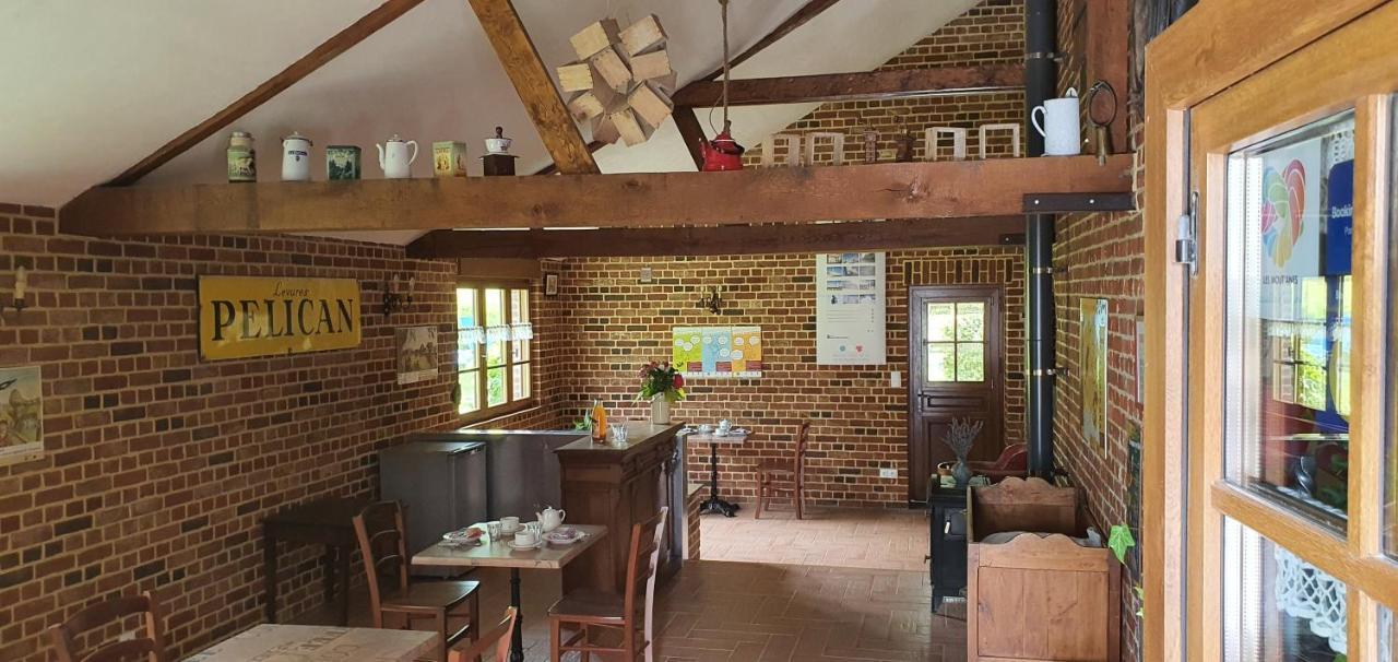 Les Mout'Anes Saint-Hilaire-sur-Helpe Exterior foto
