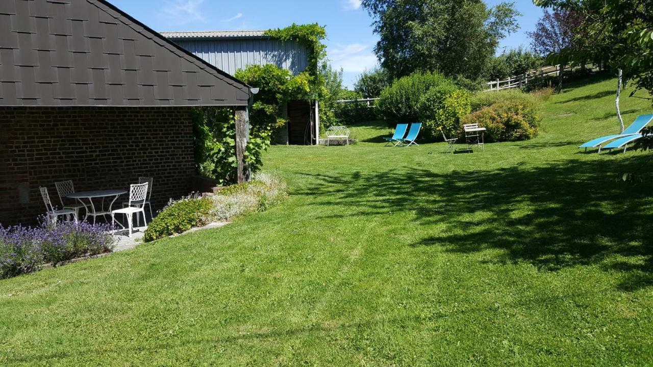 Les Mout'Anes Saint-Hilaire-sur-Helpe Exterior foto